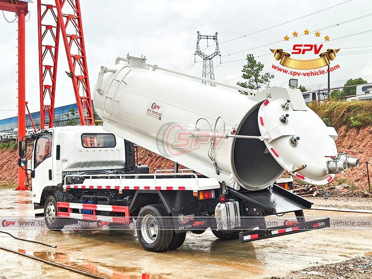 6,000L Drain Disposal Truck ISUZU to PNG